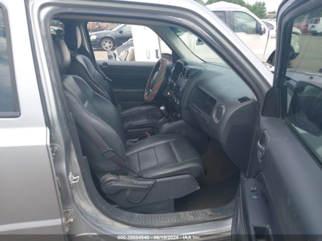 Photo 4 VIN: 1C4NJPFA8GD683502 - JEEP PATRIOT 