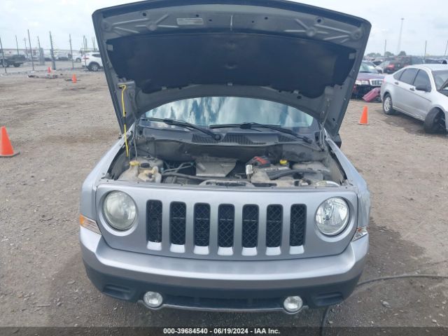 Photo 9 VIN: 1C4NJPFA8GD683502 - JEEP PATRIOT 