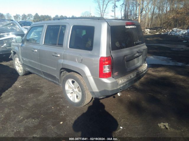 Photo 2 VIN: 1C4NJPFA8GD711041 - JEEP PATRIOT 