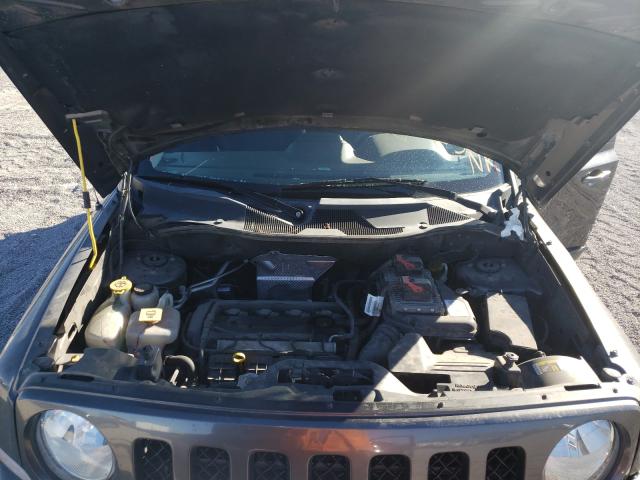 Photo 6 VIN: 1C4NJPFA8GD794647 - JEEP PATRIOT LA 