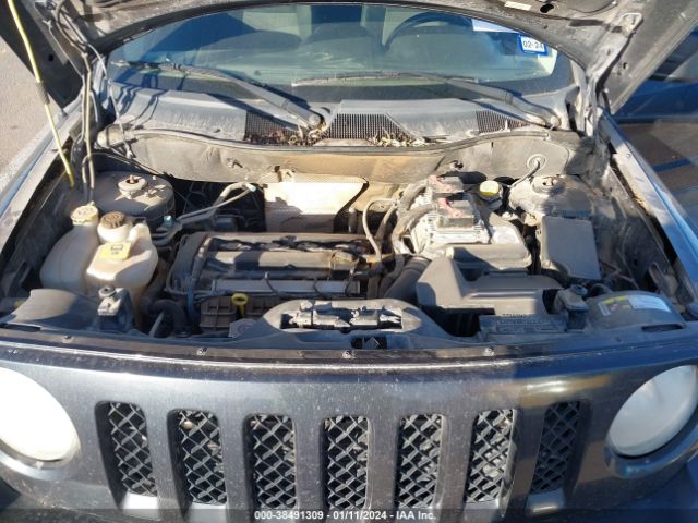 Photo 9 VIN: 1C4NJPFA9ED618347 - JEEP PATRIOT 