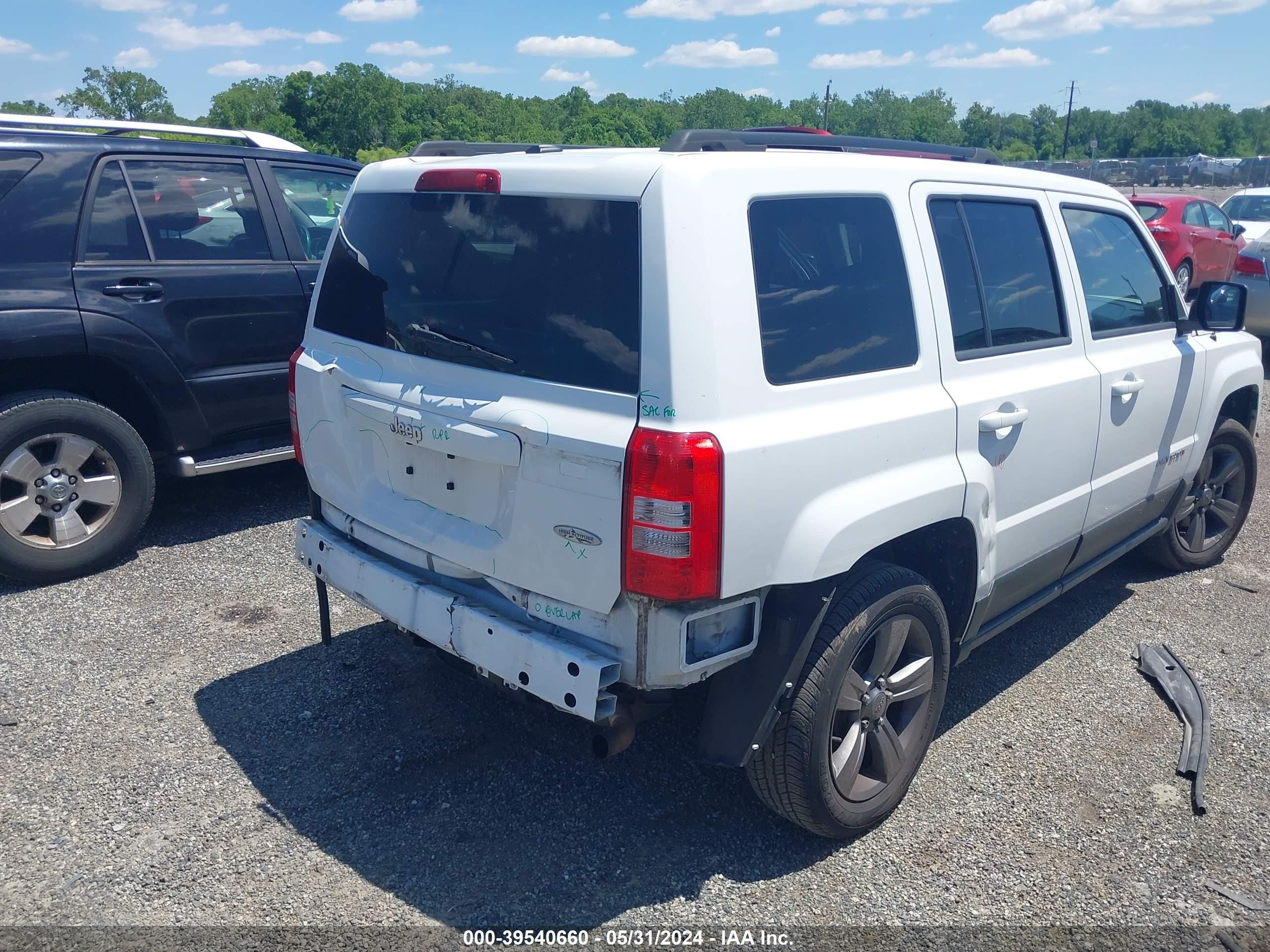 Photo 5 VIN: 1C4NJPFA9ED758320 - JEEP LIBERTY (PATRIOT) 