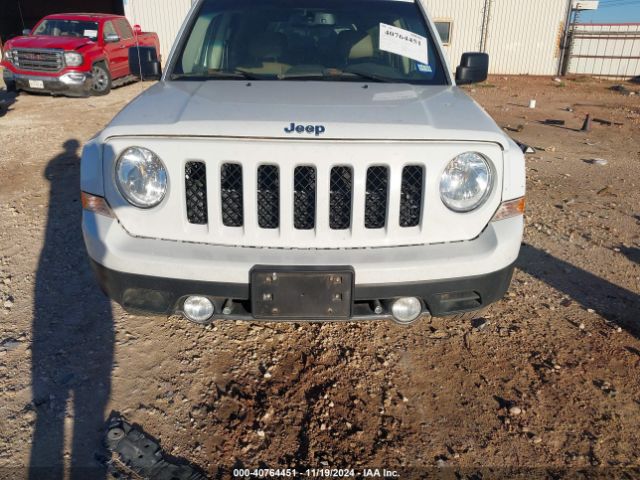 Photo 5 VIN: 1C4NJPFA9GD514850 - JEEP PATRIOT 