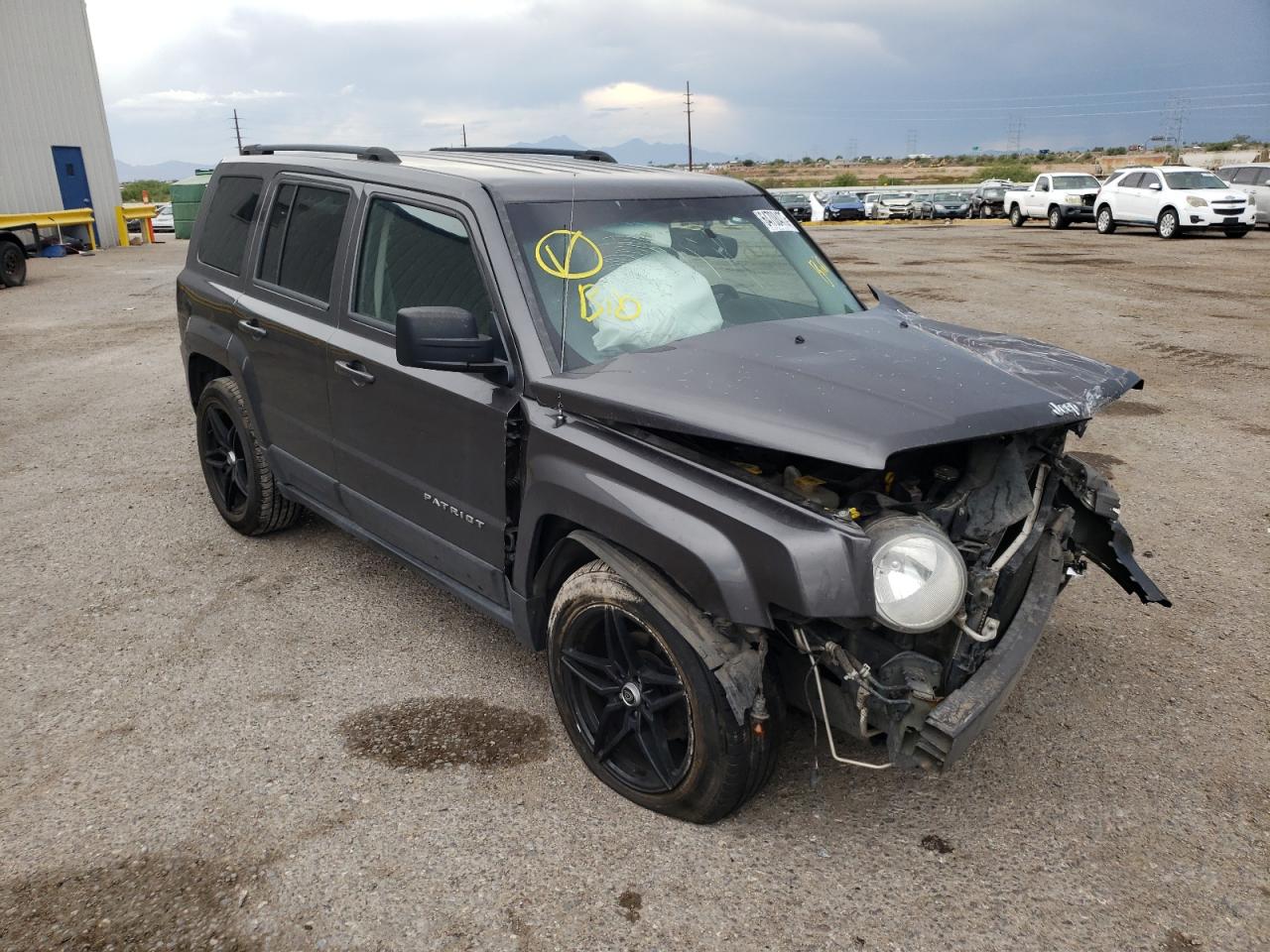 Photo 3 VIN: 1C4NJPFA9GD813867 - JEEP LIBERTY (PATRIOT) 