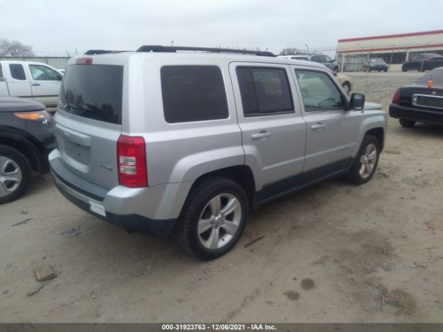 Photo 3 VIN: 1C4NJPFAXCD586599 - JEEP PATRIOT 