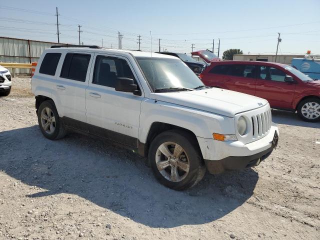 Photo 3 VIN: 1C4NJPFAXCD605572 - JEEP PATRIOT LA 