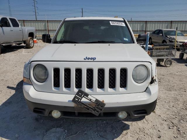 Photo 4 VIN: 1C4NJPFAXCD605572 - JEEP PATRIOT LA 