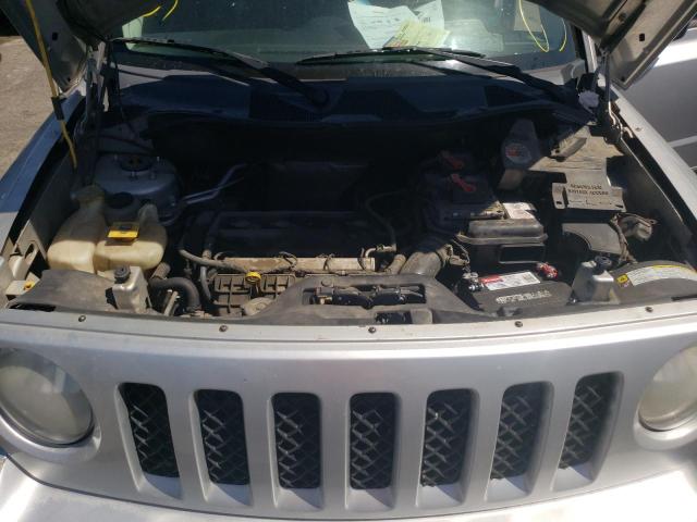 Photo 6 VIN: 1C4NJPFAXDD260464 - JEEP PATRIOT LA 