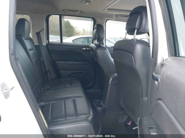 Photo 7 VIN: 1C4NJPFAXED680176 - JEEP PATRIOT 