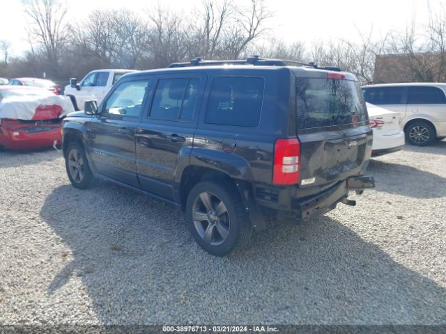 Photo 2 VIN: 1C4NJPFAXED856417 - JEEP PATRIOT 