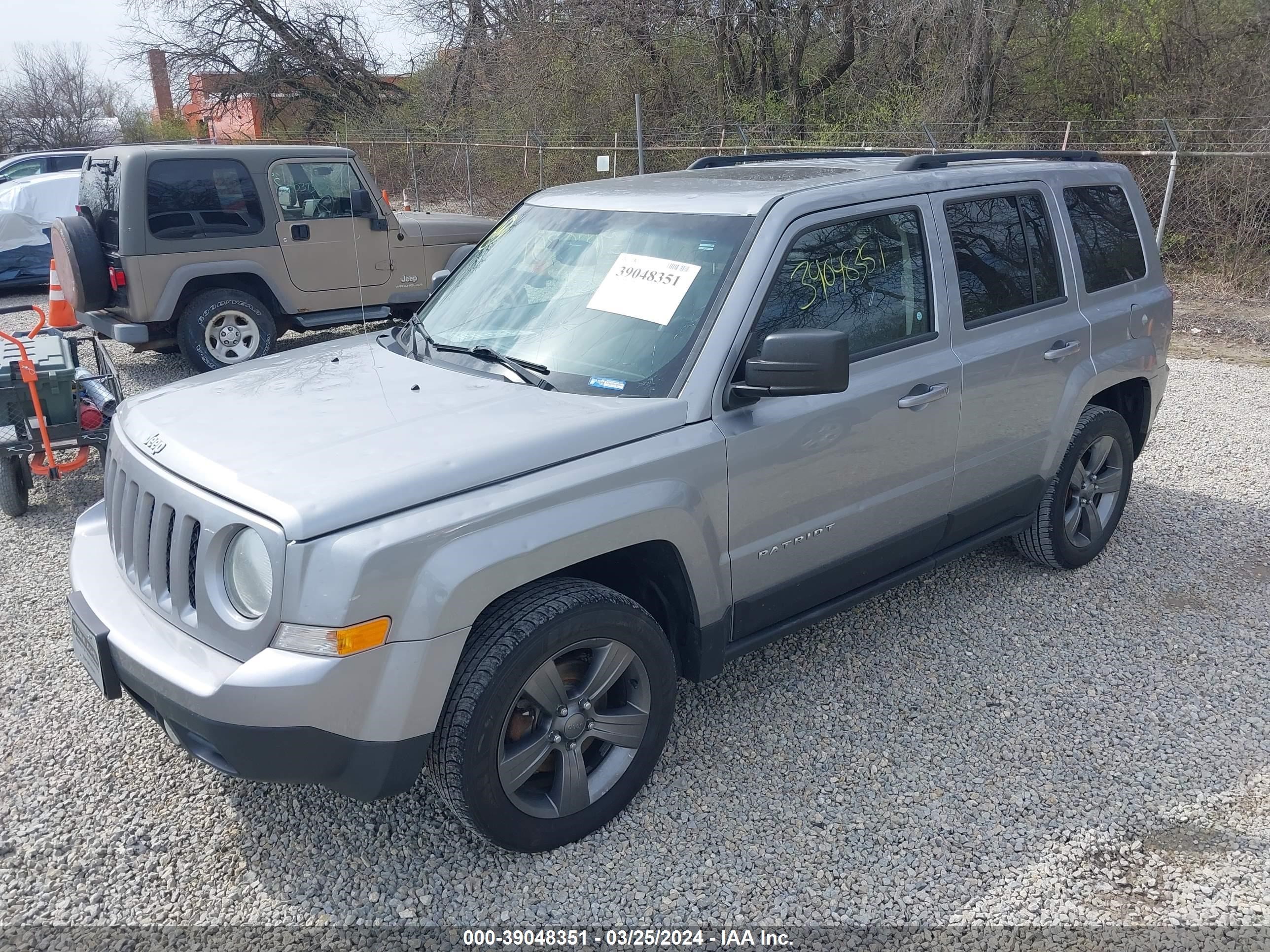 Photo 1 VIN: 1C4NJPFAXFD179354 - JEEP LIBERTY (PATRIOT) 