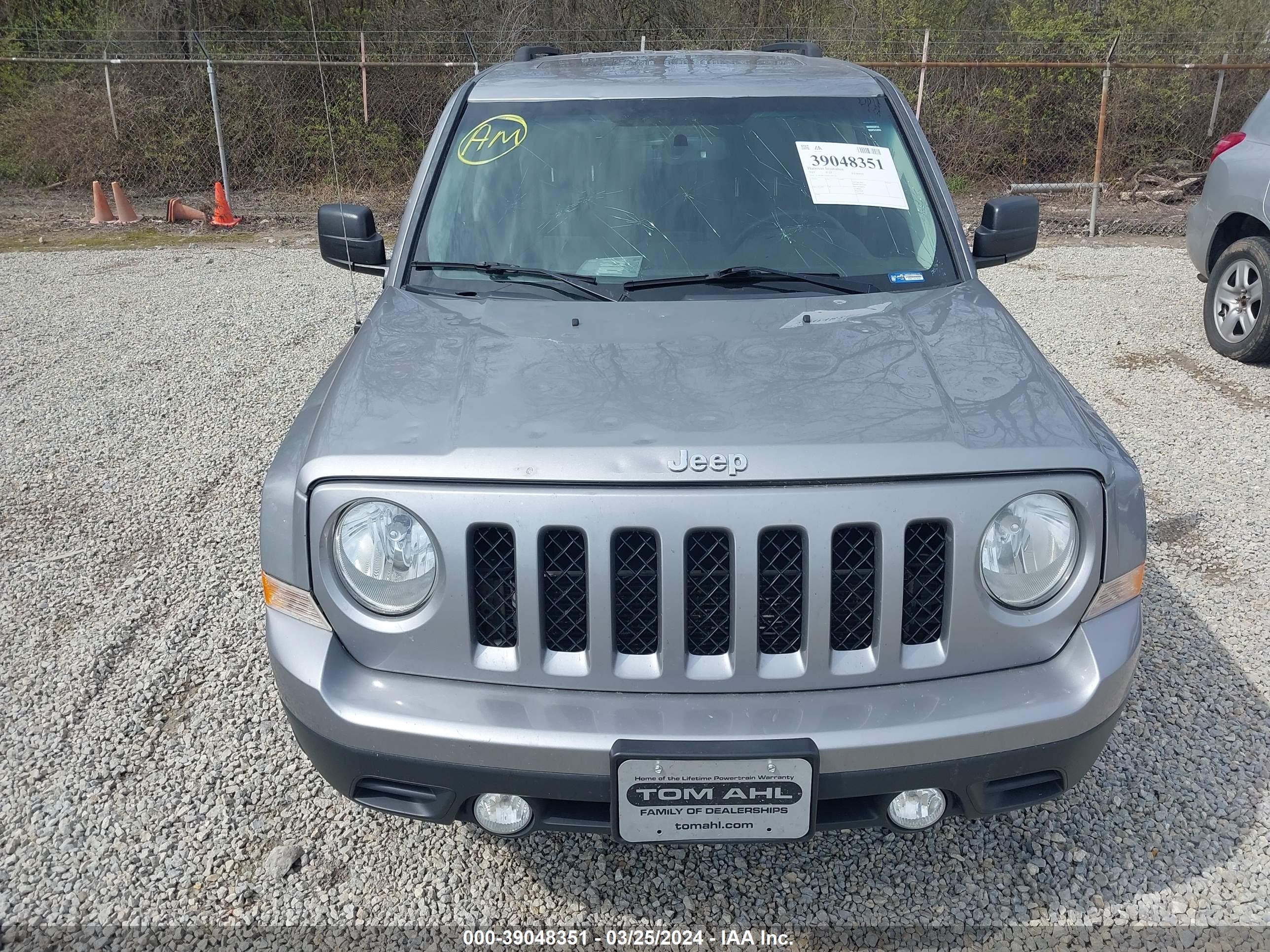 Photo 11 VIN: 1C4NJPFAXFD179354 - JEEP LIBERTY (PATRIOT) 