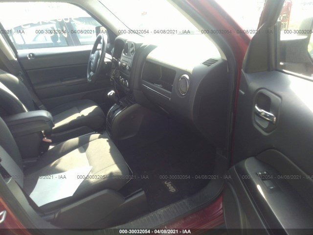 Photo 4 VIN: 1C4NJPFB0CD605539 - JEEP PATRIOT 