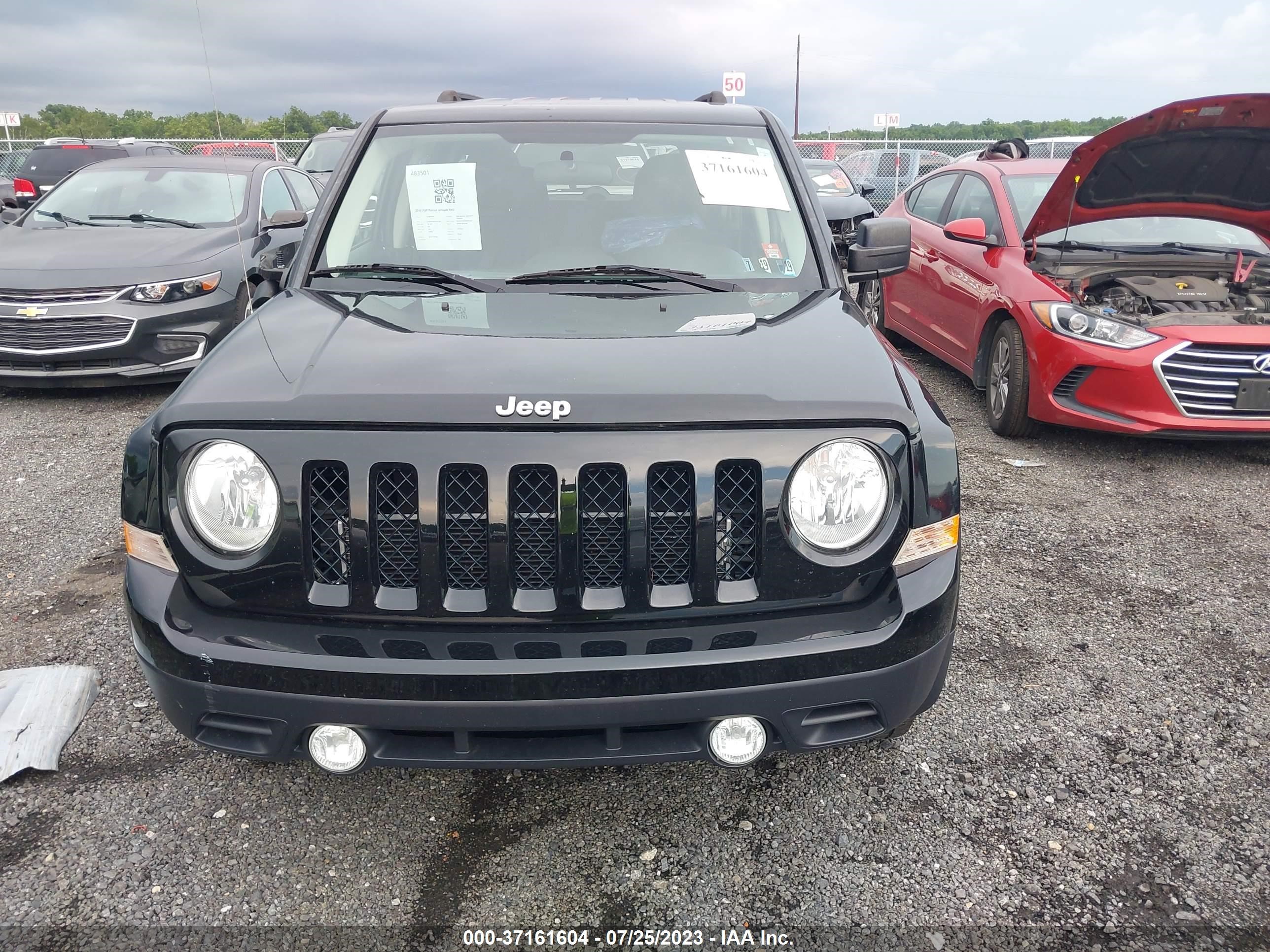 Photo 10 VIN: 1C4NJPFB0FD350198 - JEEP LIBERTY (PATRIOT) 