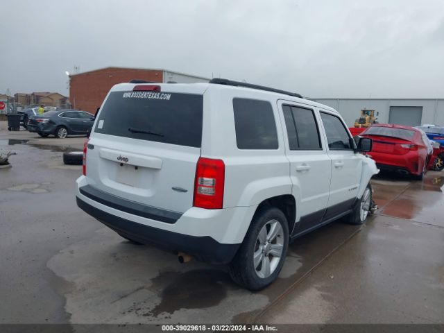 Photo 3 VIN: 1C4NJPFB0GD576999 - JEEP PATRIOT 