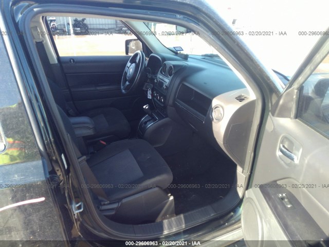 Photo 4 VIN: 1C4NJPFB1DD157538 - JEEP PATRIOT 