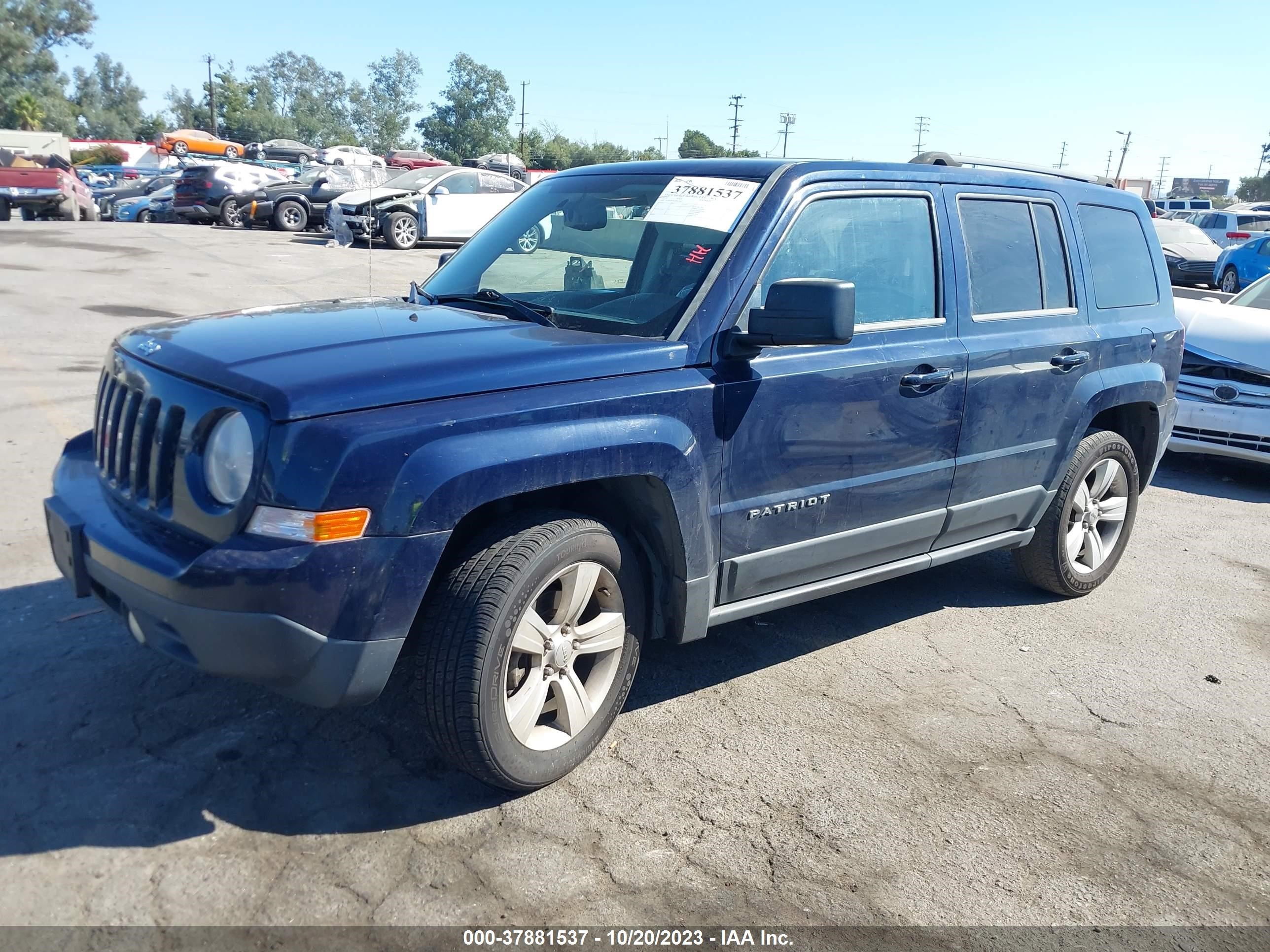 Photo 1 VIN: 1C4NJPFB1ED619677 - JEEP LIBERTY (PATRIOT) 