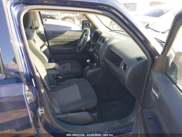 Photo 4 VIN: 1C4NJPFB1ED646507 - JEEP PATRIOT 