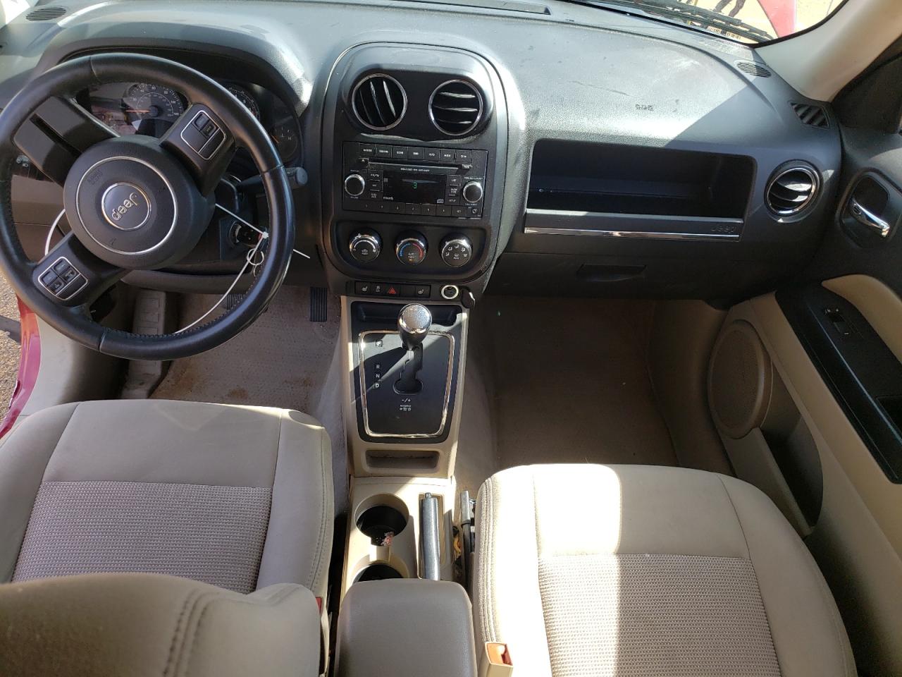 Photo 7 VIN: 1C4NJPFB1ED691706 - JEEP LIBERTY (PATRIOT) 