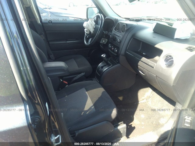 Photo 4 VIN: 1C4NJPFB1ED764315 - JEEP PATRIOT 