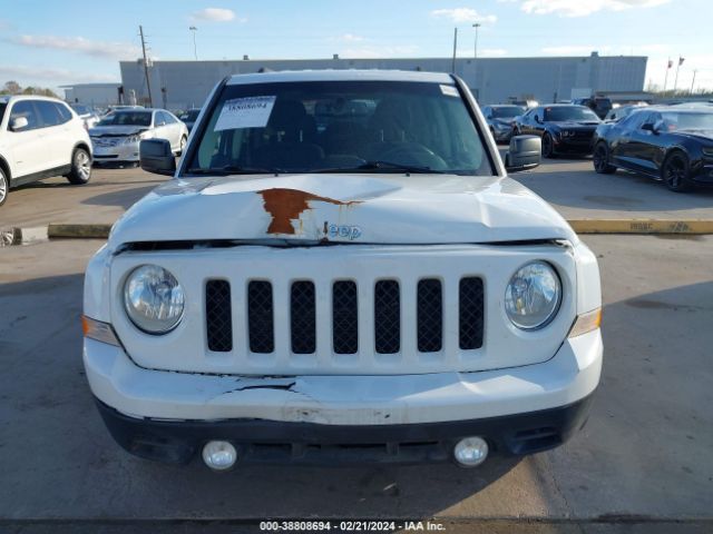 Photo 5 VIN: 1C4NJPFB1GD601070 - JEEP LIBERTY (PATRIOT) 