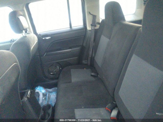 Photo 7 VIN: 1C4NJPFB1HD184535 - JEEP PATRIOT 