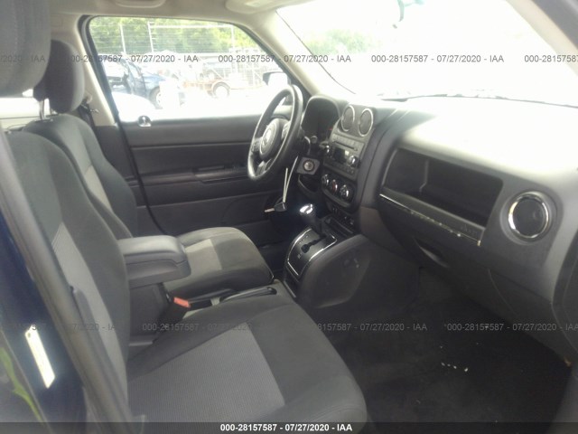 Photo 4 VIN: 1C4NJPFB2CD687791 - JEEP PATRIOT 