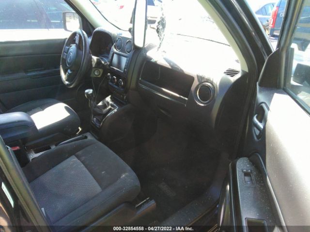 Photo 4 VIN: 1C4NJPFB2DD199801 - JEEP PATRIOT 