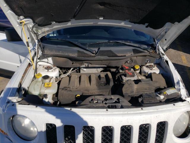 Photo 6 VIN: 1C4NJPFB2DD218637 - JEEP PATRIOT LA 