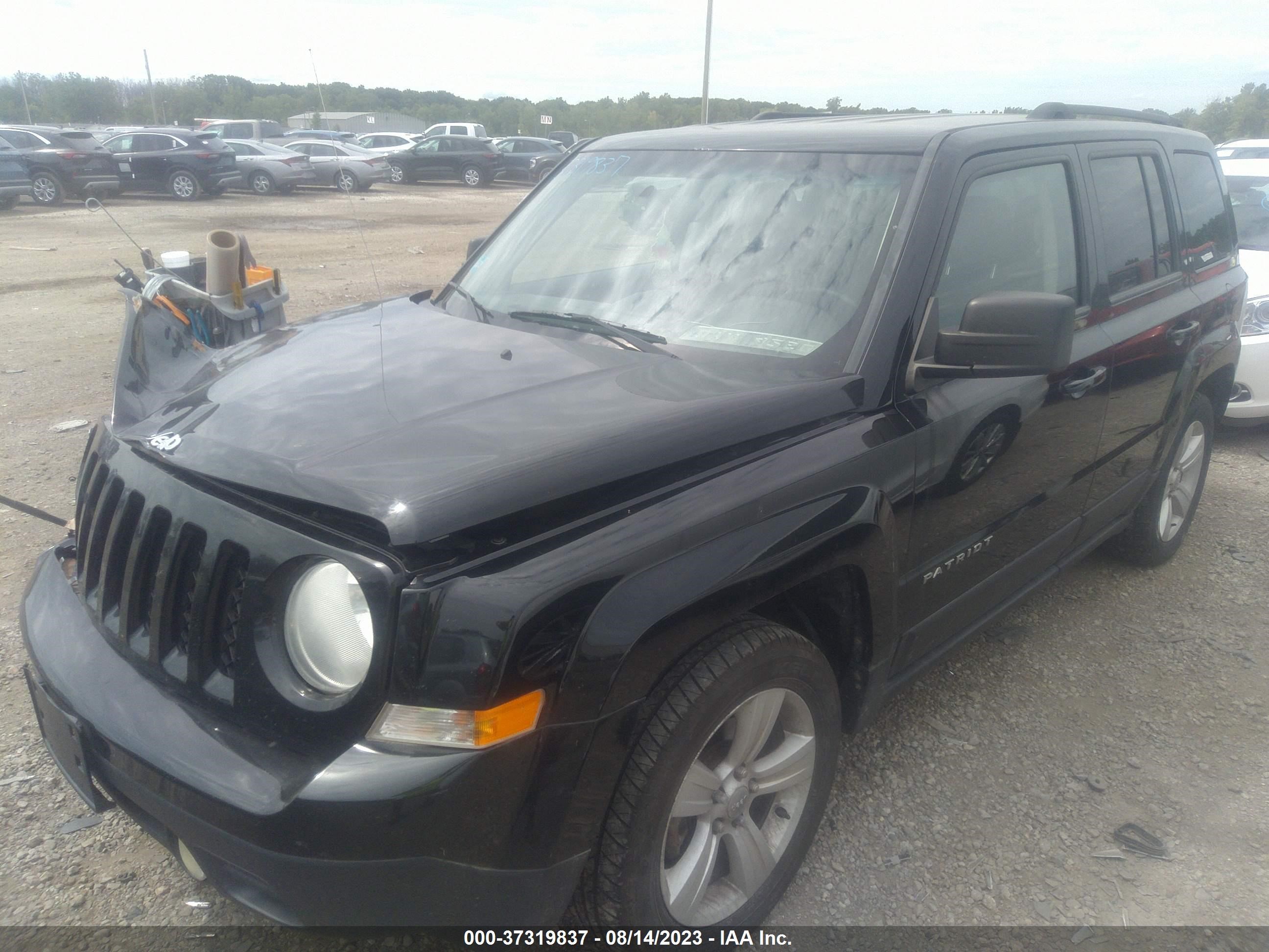 Photo 1 VIN: 1C4NJPFB2ED515182 - JEEP LIBERTY (PATRIOT) 