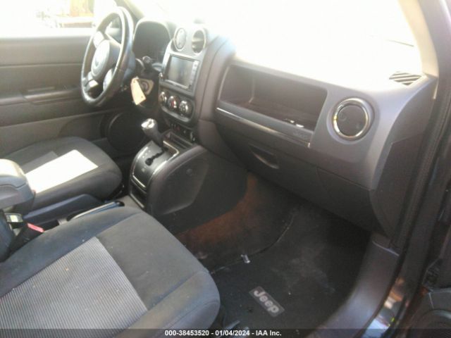 Photo 4 VIN: 1C4NJPFB2ED522164 - JEEP PATRIOT 