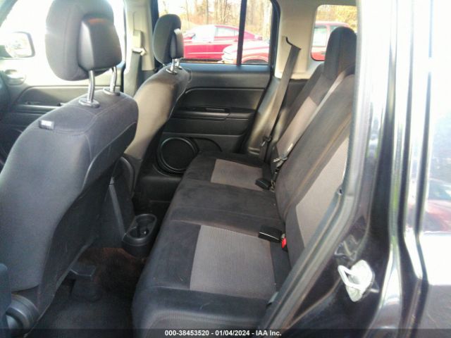 Photo 7 VIN: 1C4NJPFB2ED522164 - JEEP PATRIOT 