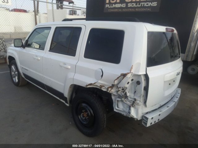 Photo 2 VIN: 1C4NJPFB2FD305246 - JEEP PATRIOT 