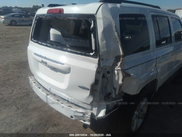 Photo 5 VIN: 1C4NJPFB2GD562957 - JEEP PATRIOT 