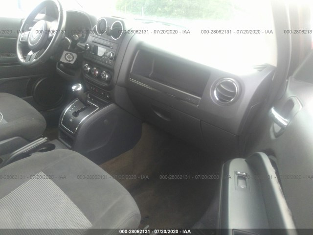 Photo 4 VIN: 1C4NJPFB3GD812240 - JEEP PATRIOT 