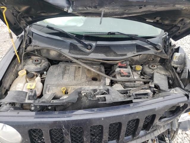 Photo 6 VIN: 1C4NJPFB4ED717702 - JEEP PATRIOT LA 