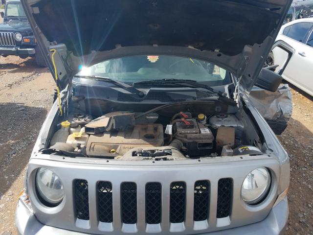 Photo 6 VIN: 1C4NJPFB4HD182827 - JEEP PATRIOT LA 