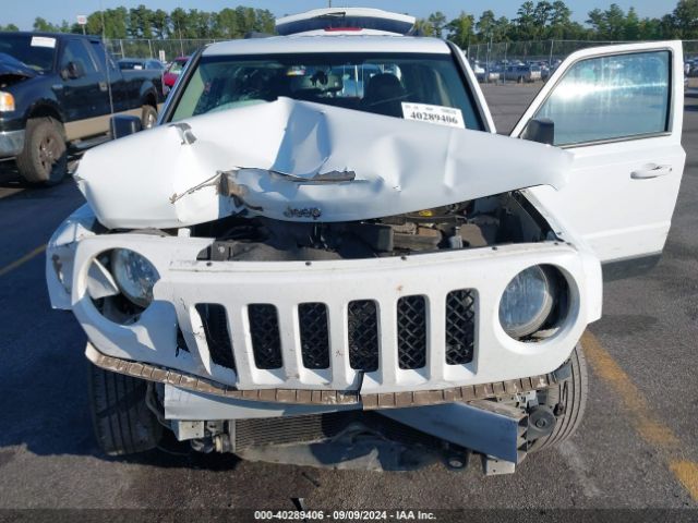 Photo 5 VIN: 1C4NJPFB4HD183847 - JEEP PATRIOT 