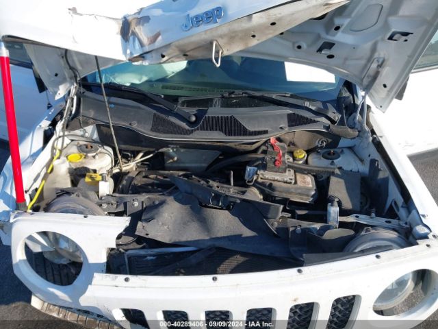 Photo 9 VIN: 1C4NJPFB4HD183847 - JEEP PATRIOT 