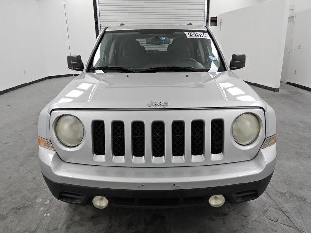 Photo 4 VIN: 1C4NJPFB5CD601762 - JEEP PATRIOT LA 