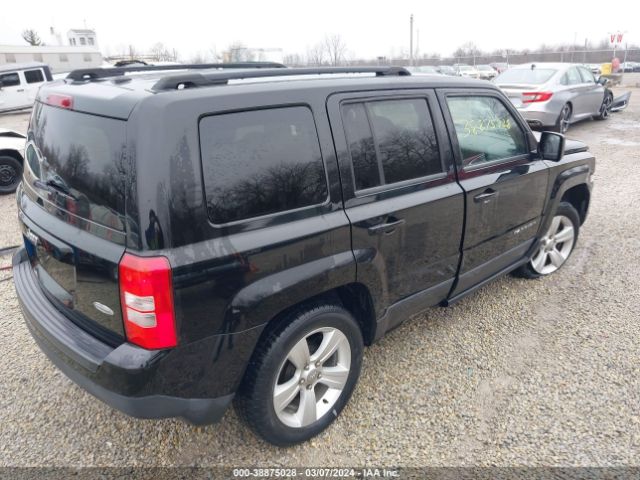 Photo 3 VIN: 1C4NJPFB5FD204119 - JEEP PATRIOT 