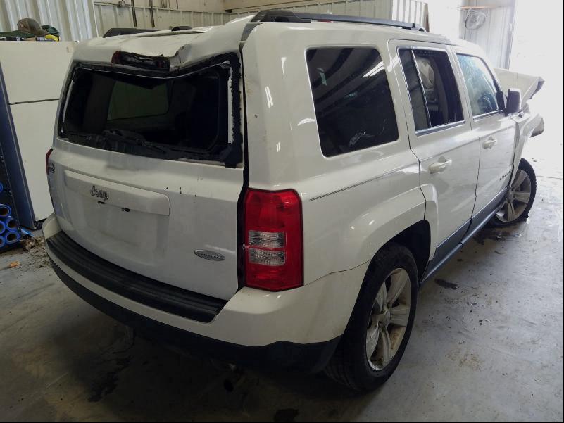 Photo 3 VIN: 1C4NJPFB5GD648425 - JEEP PATRIOT LA 