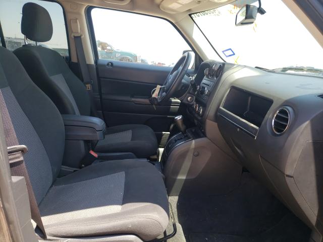 Photo 4 VIN: 1C4NJPFB5HD183551 - JEEP PATRIOT LA 