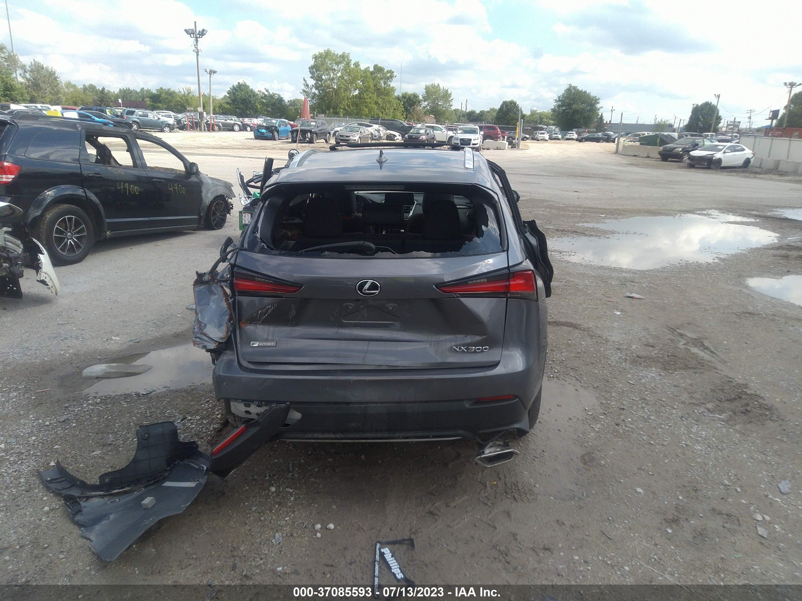 Photo 15 VIN: 1C4NJPFB6CD605724 - LEXUS NX 