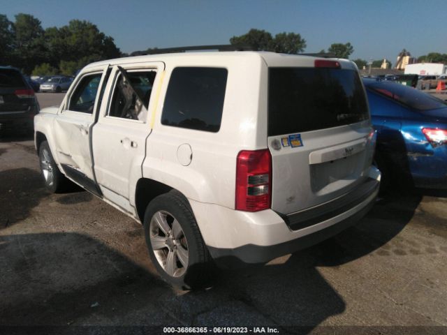 Photo 2 VIN: 1C4NJPFB6FD437071 - JEEP PATRIOT 