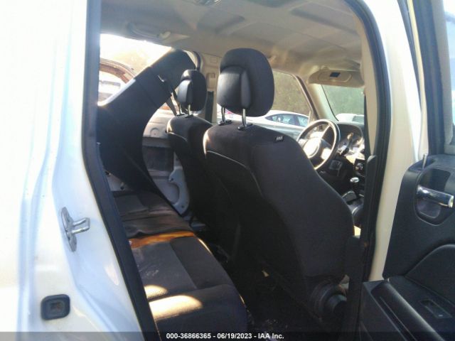 Photo 7 VIN: 1C4NJPFB6FD437071 - JEEP PATRIOT 