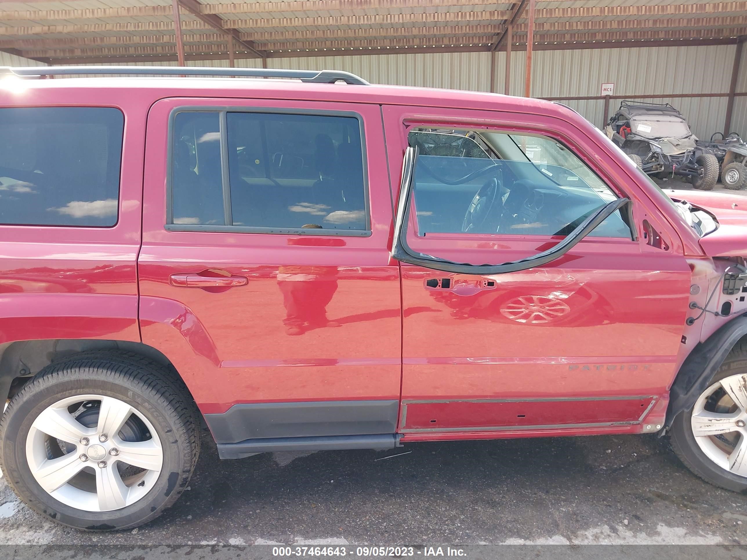 Photo 13 VIN: 1C4NJPFB6HD183056 - JEEP LIBERTY (PATRIOT) 