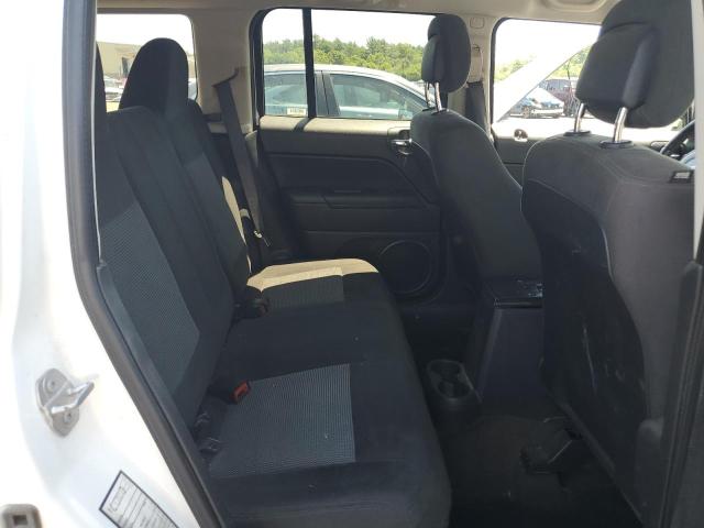 Photo 10 VIN: 1C4NJPFB6HD183140 - JEEP PATRIOT 