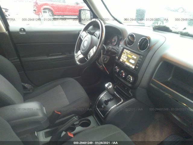 Photo 4 VIN: 1C4NJPFB7ED764660 - JEEP PATRIOT LA 