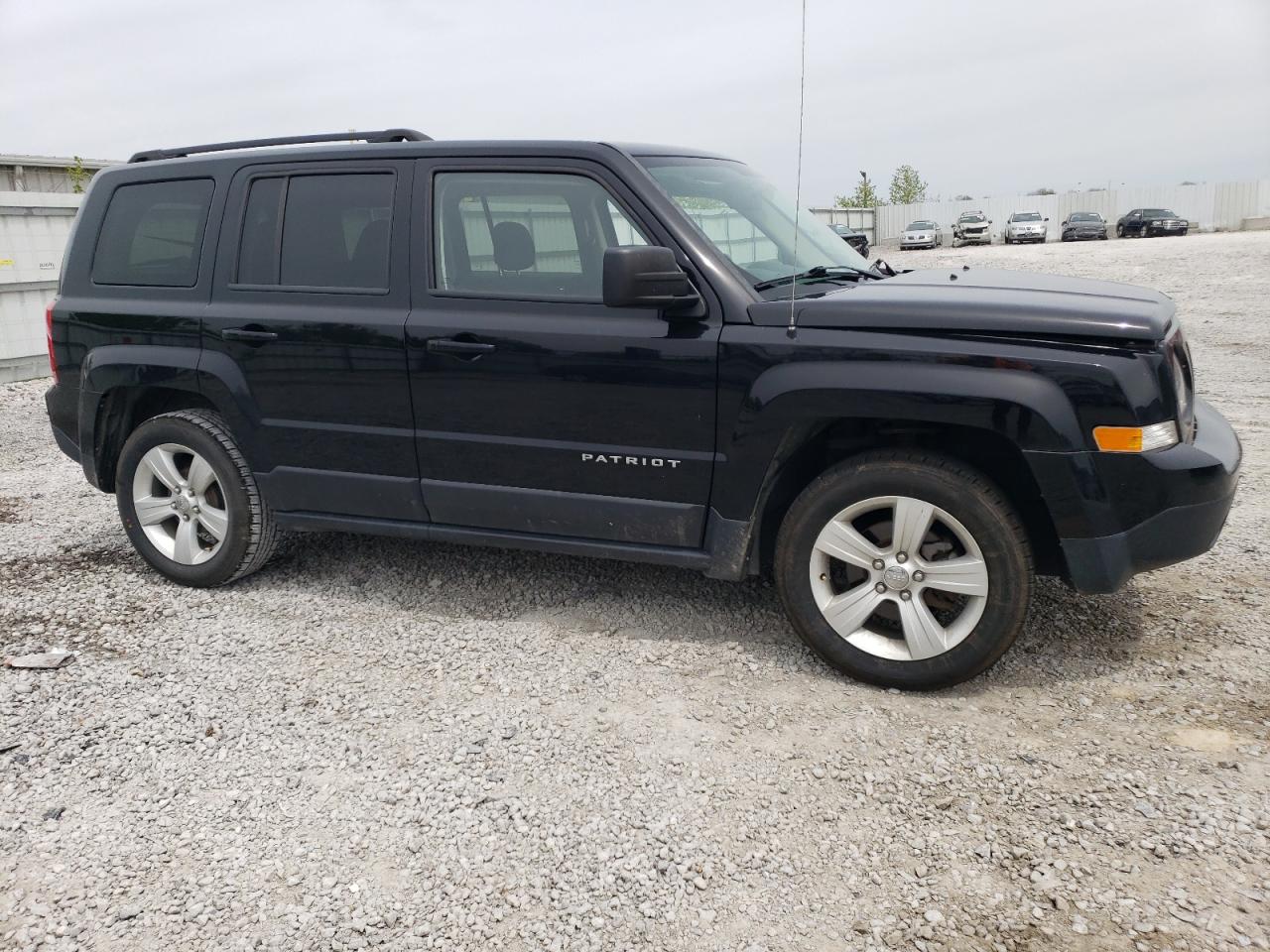 Photo 3 VIN: 1C4NJPFB7FD203554 - JEEP LIBERTY (PATRIOT) 